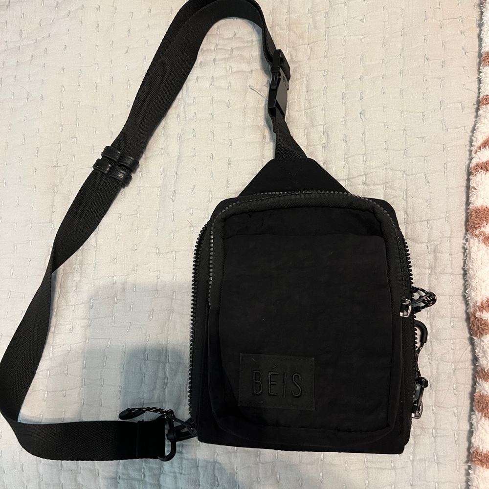 Beis Crossbody